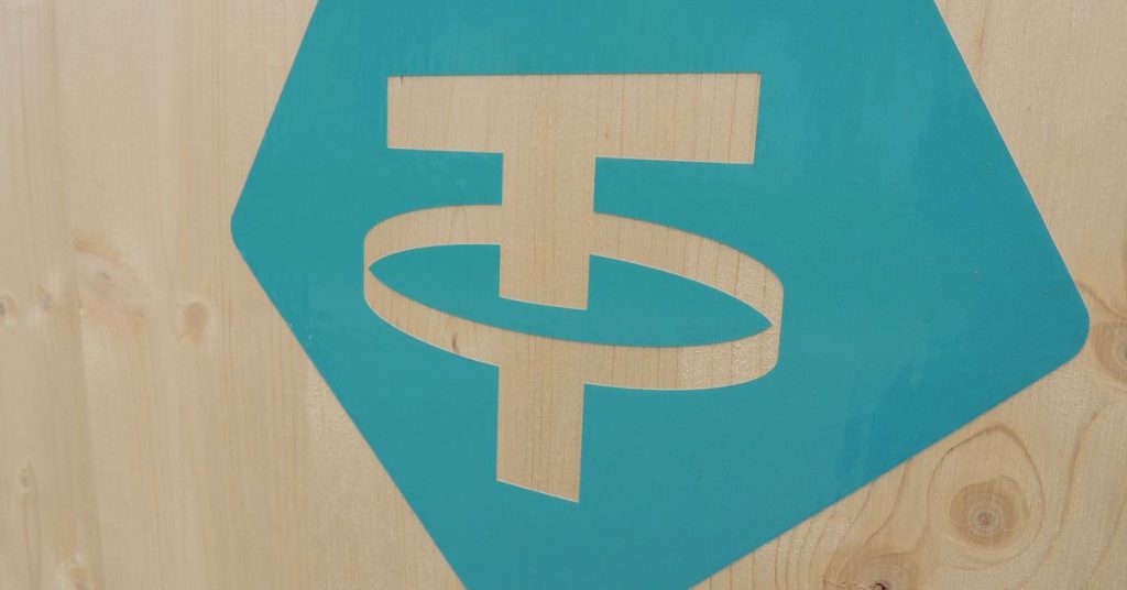 Tether USDT Stablecoin Gains $1 Billion as Paxos Burns Over $18B of Binance USD Stablecoins