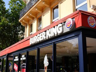 Parisians Can Pay Crypto to Charge Phones at Burger King – Is Crypto Adoption on the Rise?