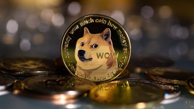 Dogecoin Drops 5% as Wider Crypto Market Holds Steady