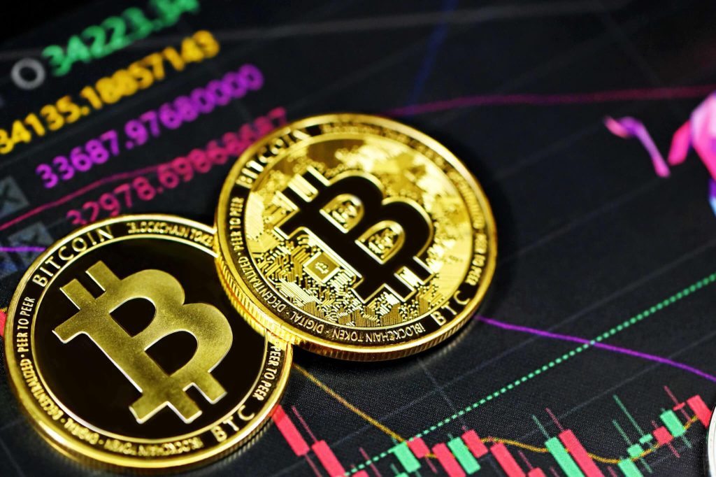 bitcoin could hit $180000 by april of 2024 fundstrat