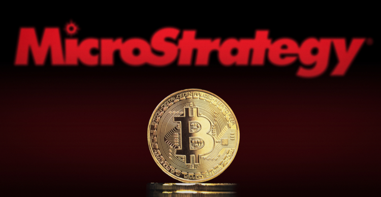 How correlated is MicroStrategy stock to the Bitcoin price